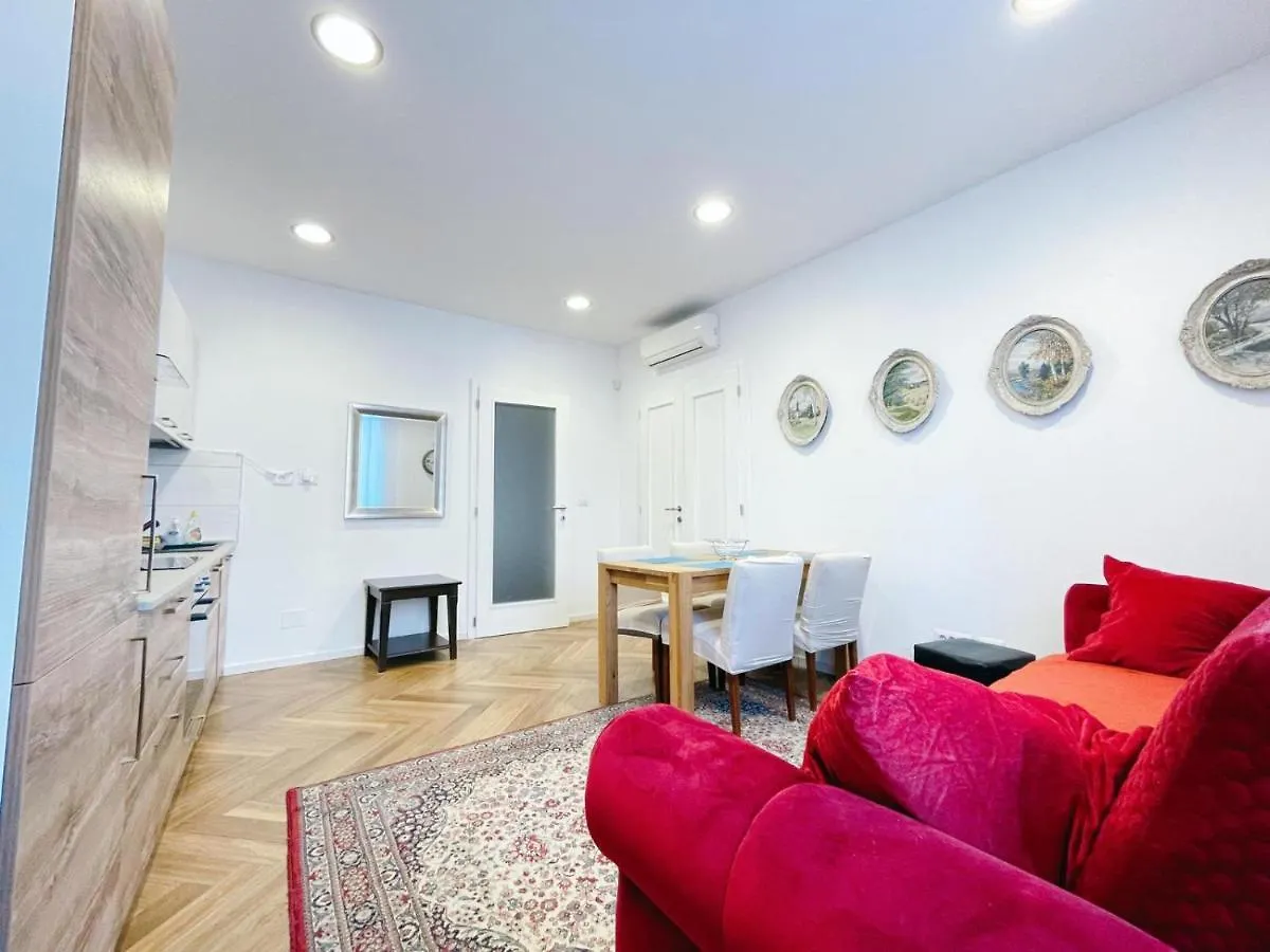 Apartment Candy Pula